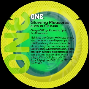 товар - Презерватив ONE Glowing Pleasures, 1 шт, світиться в темряві, зі змазкою